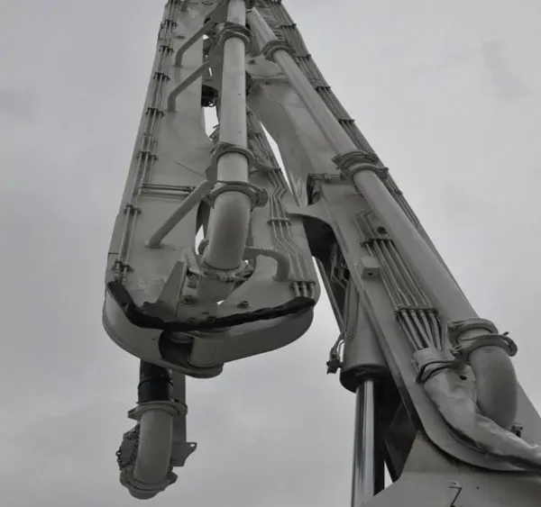 HYDRAULIC CYLINDERS OF CONCRETE PUMPS