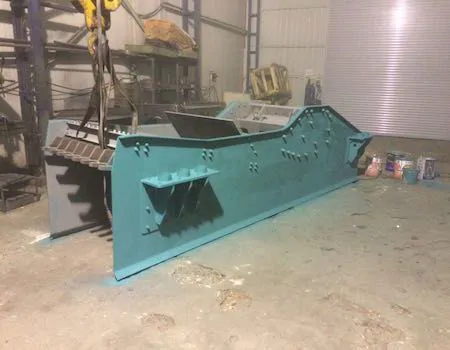 Feeders / Bunkers