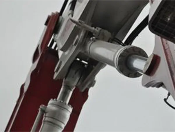 HYDRAULIC CYLINDERS USED IN ROAD CONSTRUCTION MACHINERY