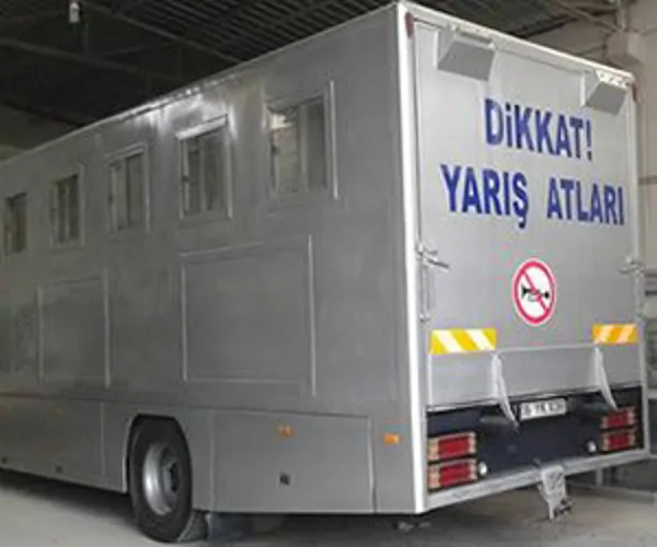 Horse Crate | Racehorse Transport Vehicles