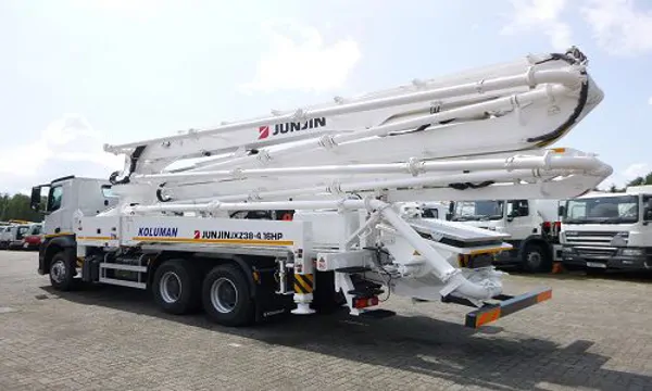 CONCRETE PUMP SERVICE