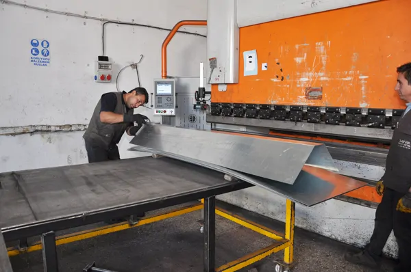 SHEET METAL BENDING