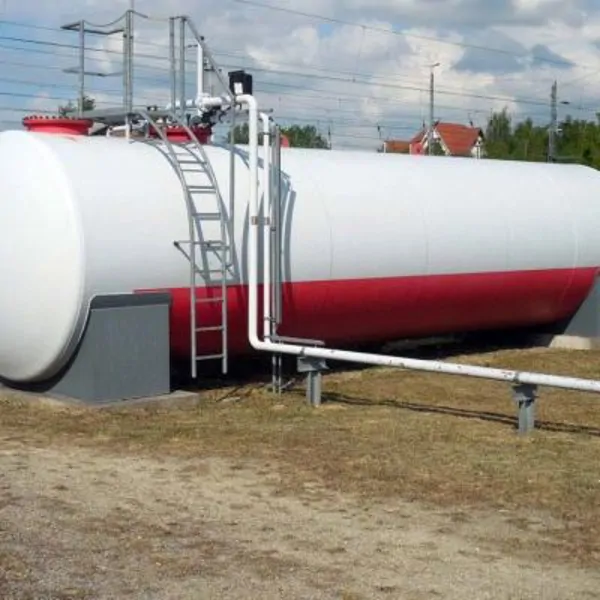 Fuel Tank Sandblasting and Painting