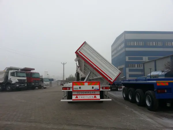 Tilting Pilot Trailer