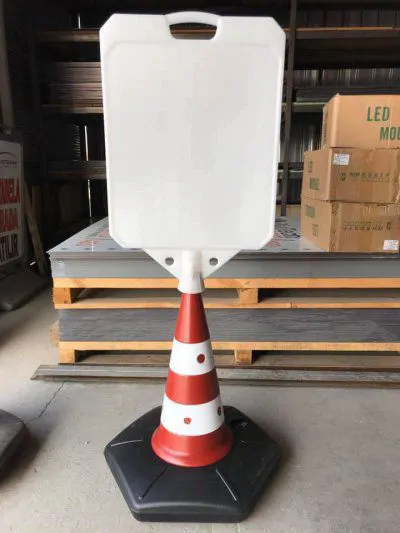 Middle Buoy (CODE:02)