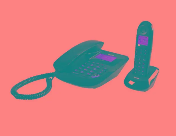 DC 7302 Dual Wireless Telephone