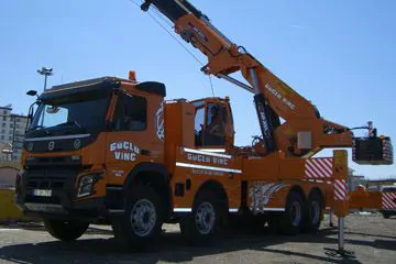 HIAB CRANES
