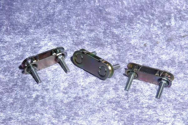 TAPE PIN