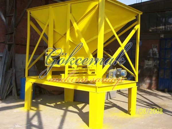 Vargelli Feeder