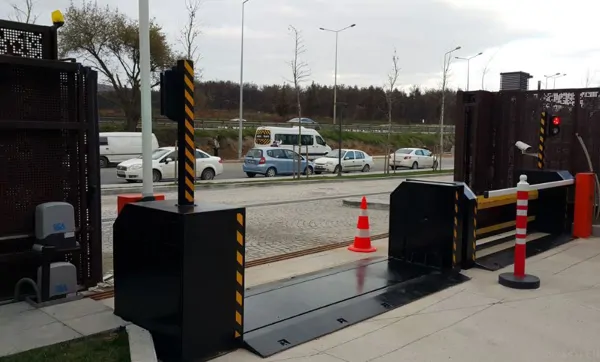 Above-Ground Block Barrier