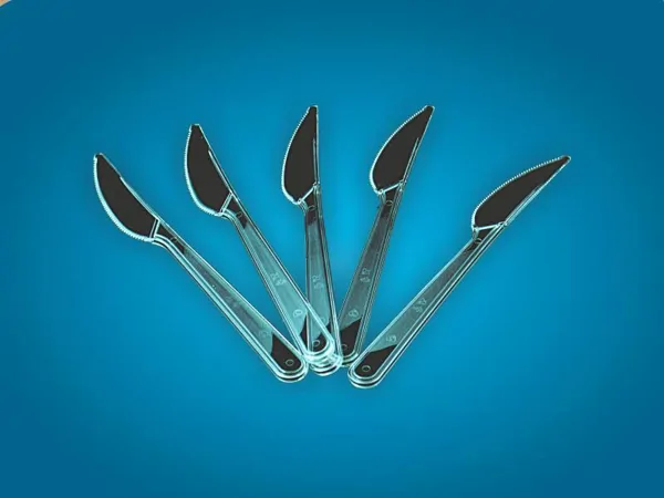 Luxury Plastic Knives (Pack of 10)