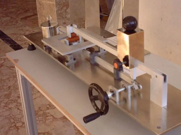 Thread Warping Test Device
