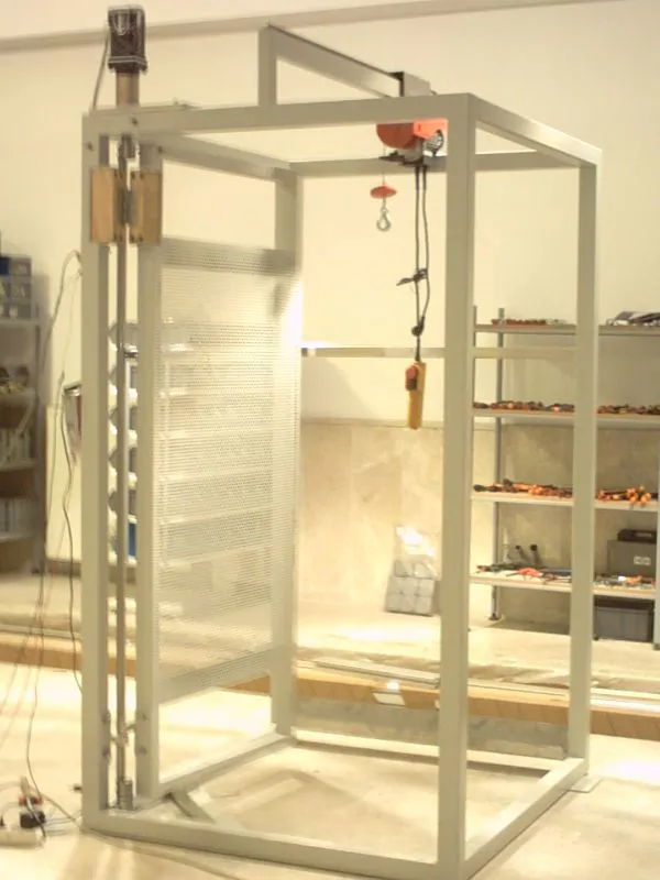 Durability Test for Uniaxial Hinges