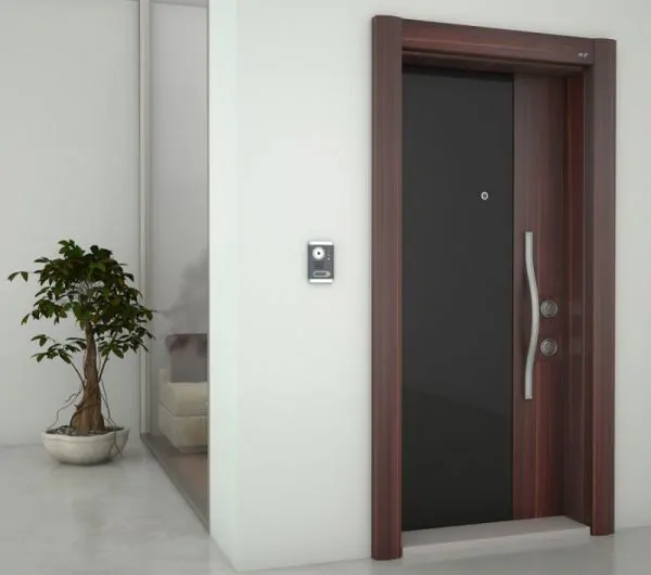HIGH Serisi HG-07 High Gloss Çelik Kapı