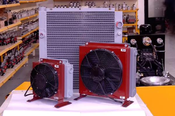 SS Series Fan-Assisted Oil Coolers