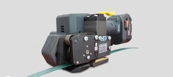 Fromm Battery-Powered Strapping Machine
