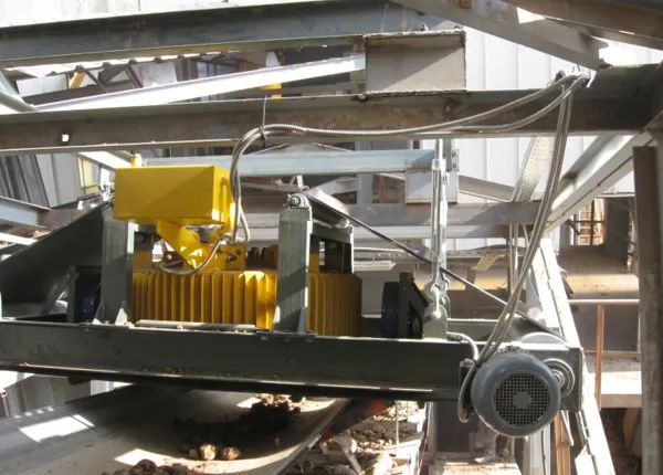 OIL-COOLED ELECTROMAGNET