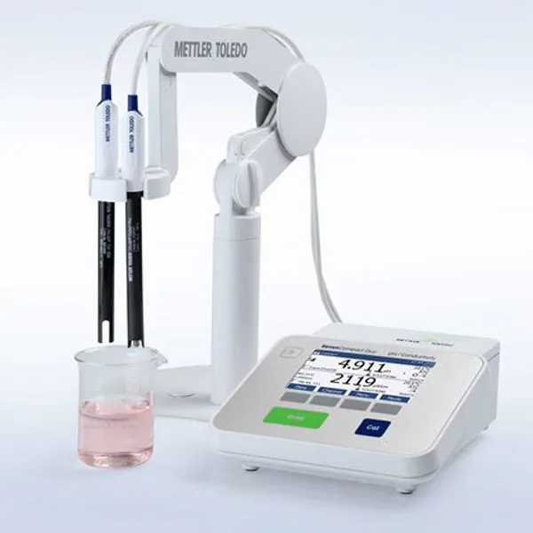 pH and Conductivity Meter (Multiparameter) Tabletop Type -2,000 - 20,000 pH | 0.001 µS/cm - 1000 mS/cm METTLER TOLEDO S213-K