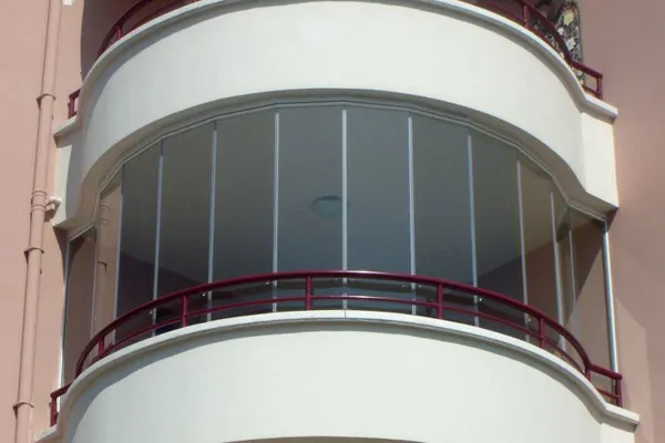 GLASS BALCONY