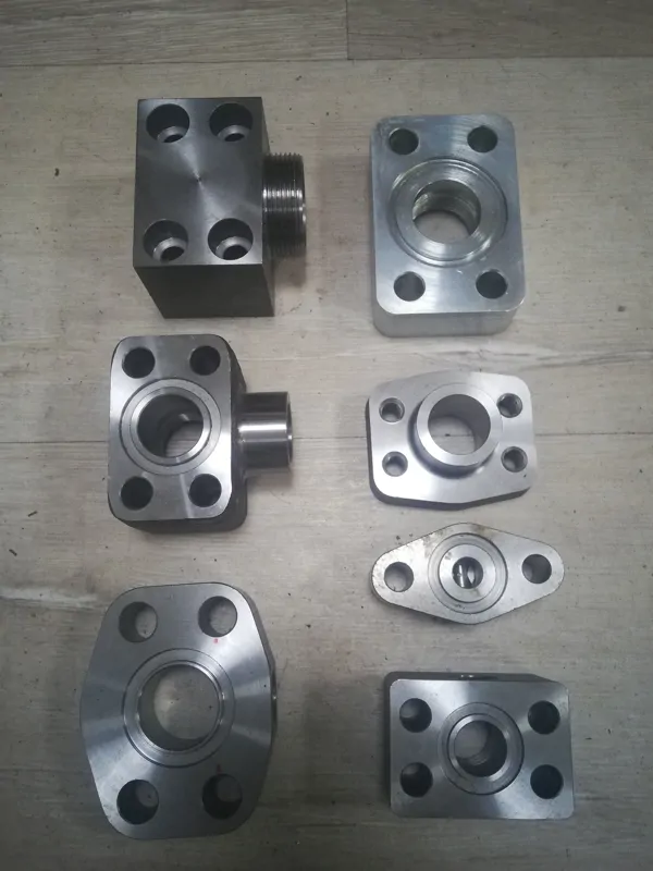 Hydraulic system fittings