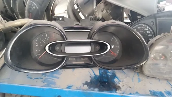 RENAULT Used Spare Parts