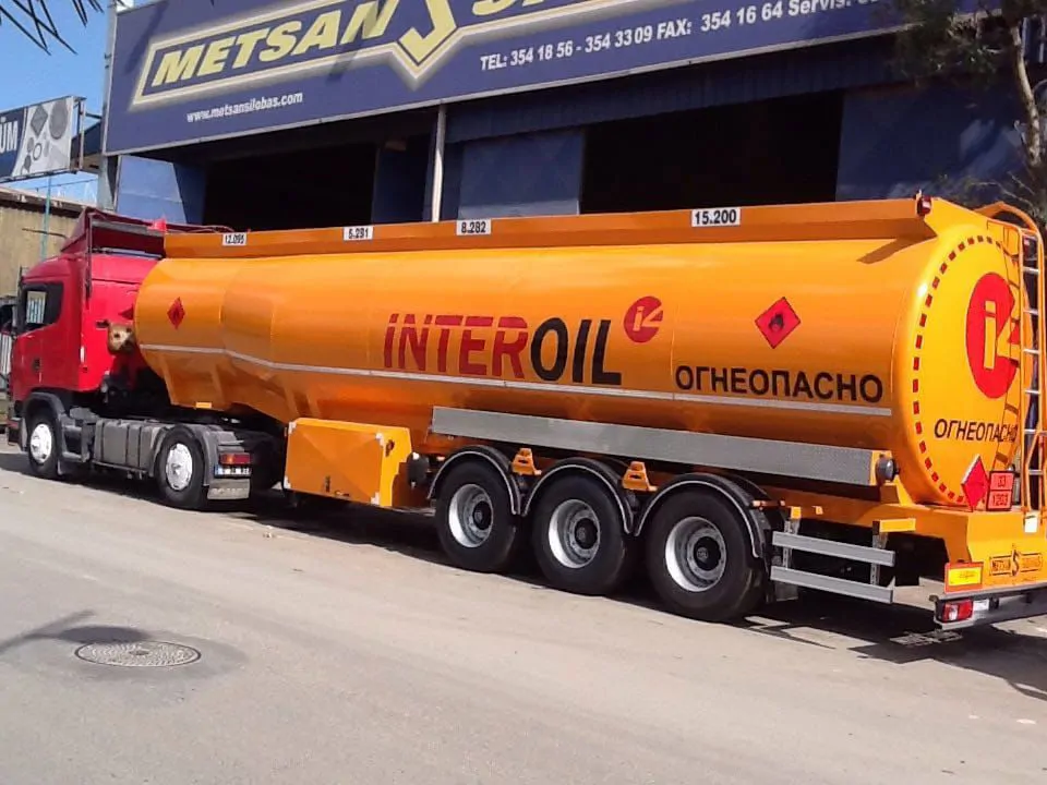 BOTTLE-TYPE FUEL TANKER