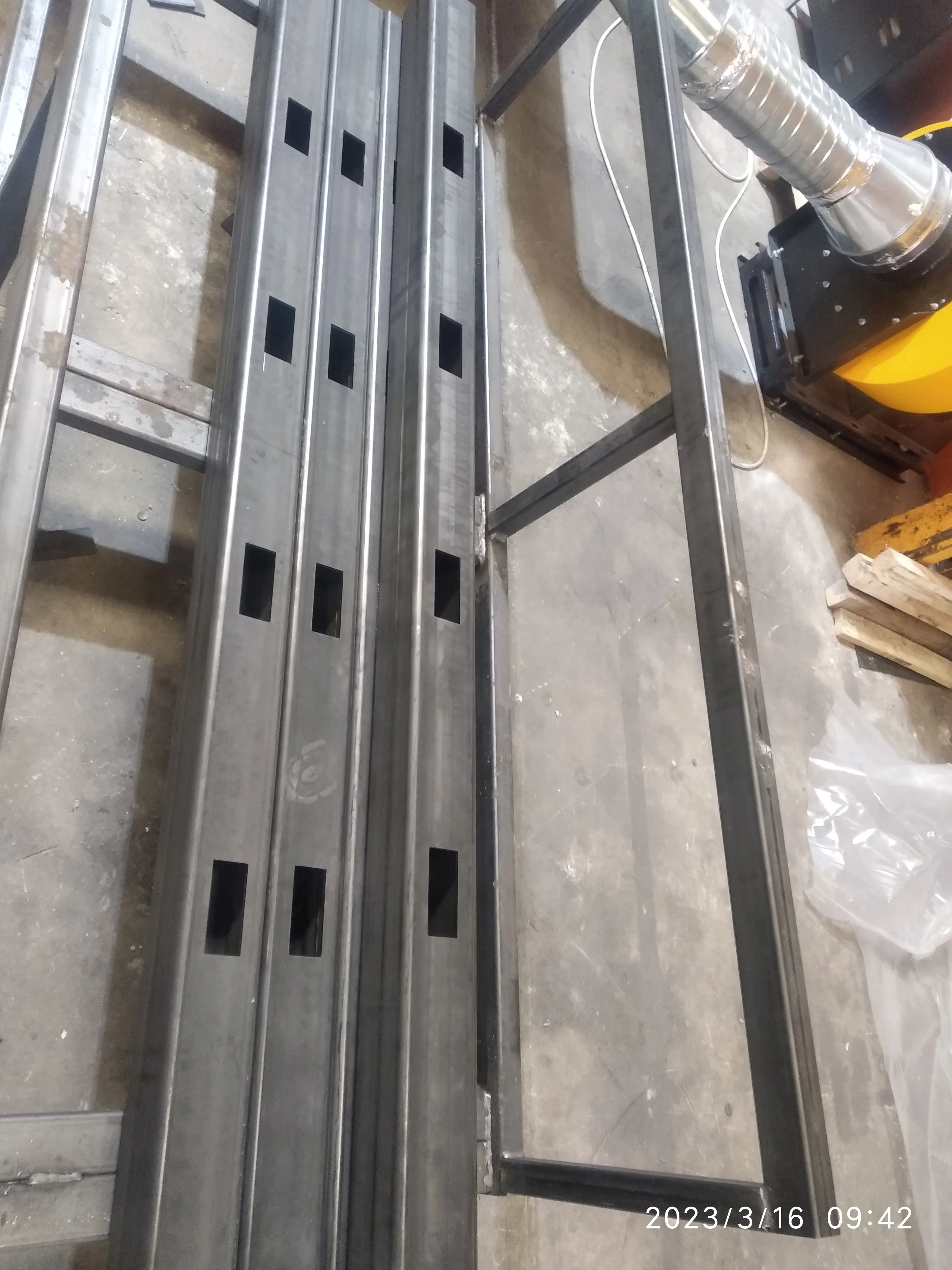 PIPE LASER CUTTING