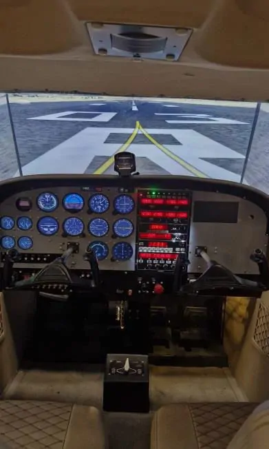 CESSNA 172 SKYHAWK SİMÜLATÖR